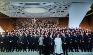 ROMA Foto di Gruppo con Sua Santità (1)