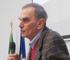 Franco La Torre durante il suo intervento